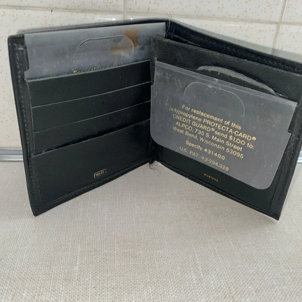 Rolf’s‎ Mustang Vintage Men’s Leather Bi Fold Black Wallet